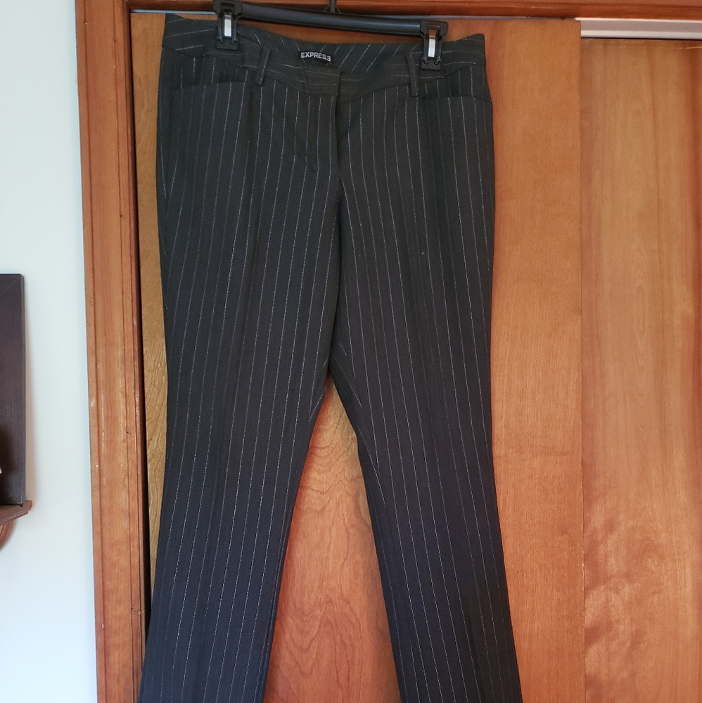 Express Barely Boot Women's slim fit pants